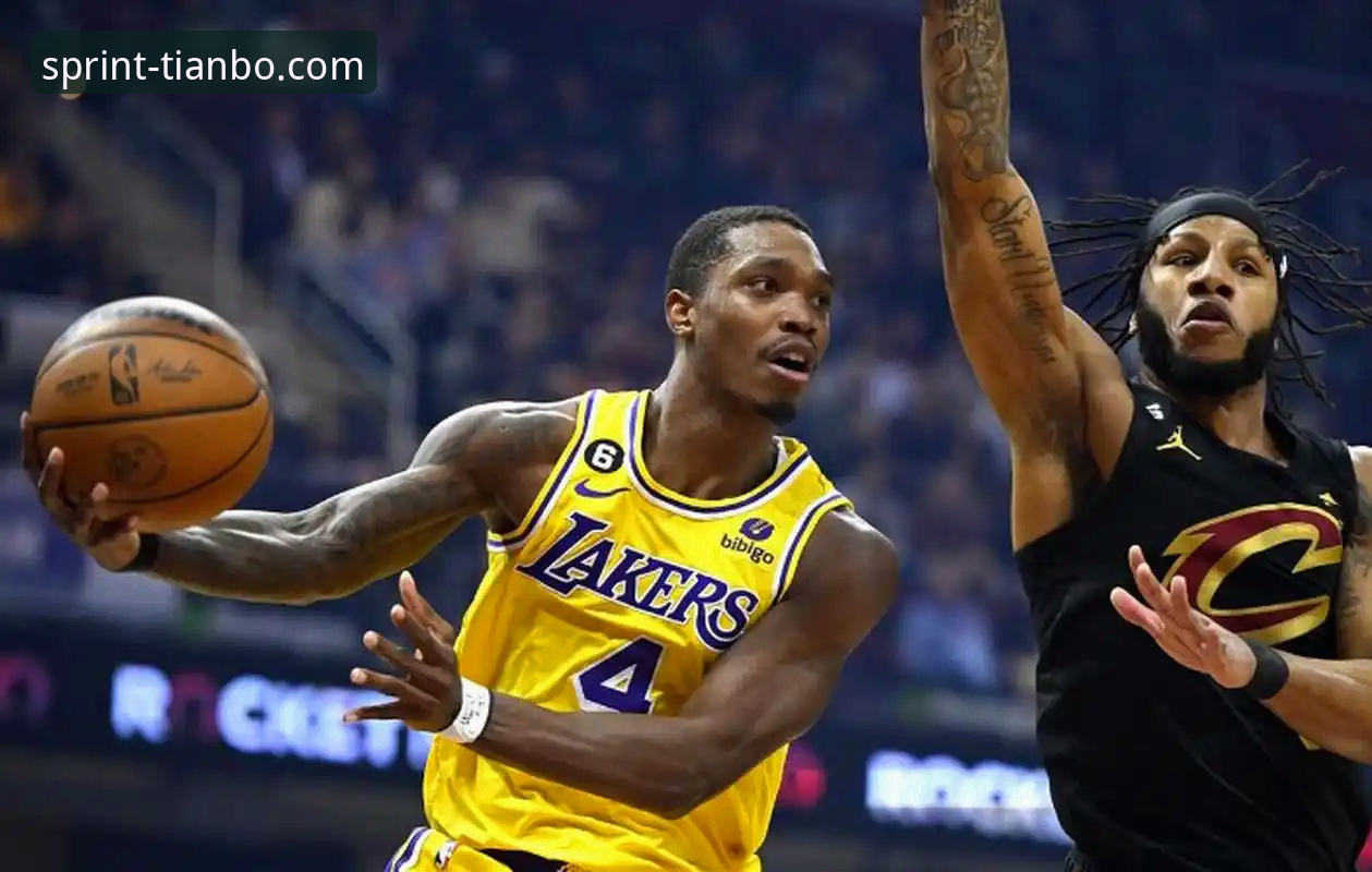 一场东部强强对话的战术博弈：骑士险胜魔术背后的攻防逻辑深度评测